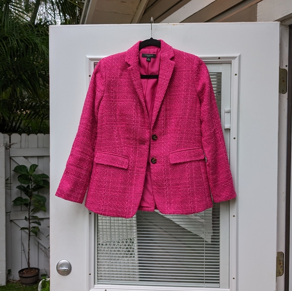 Ann Taylor The Newbury Single Breasted Tweed Pink Blazer, size 00P